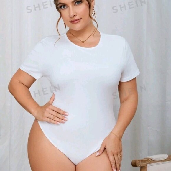 SHEIN Essnce Plus Solid Slim Fit Tee Bodysuit - Picture 7 of 7